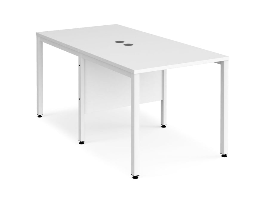 Maestro 25 -  Back to Back Straight Desk 1600mm Depth - Bench Leg Frame in White.