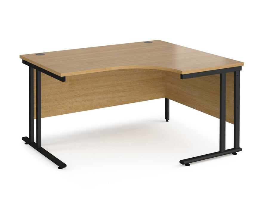 Maestro 25 - Right Hand Ergonomic Desk - Black Frame.