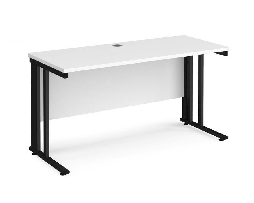 Maestro 25 - Straight Desk - Black Cable Managed Leg Frame.