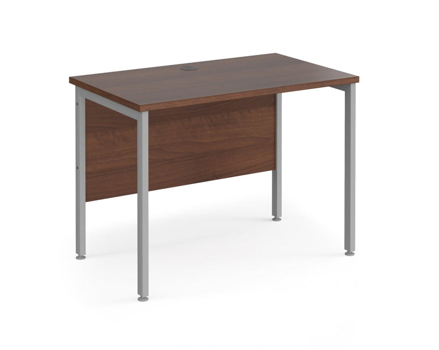 Maestro 25 - Straight Desk - Silver H-frame Leg.