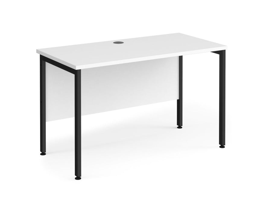 Maestro 25 - Straight Desk - Black H-frame Leg.