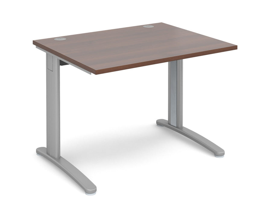 TR10 - Straight Desk with Cabel Managed Cantilever Leg - 800mm - Silver Frame.