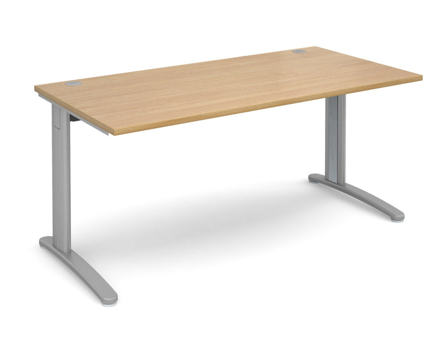 TR10 - Straight Desk with Cabel Managed Cantilever Leg - 800mm - Silver Frame.