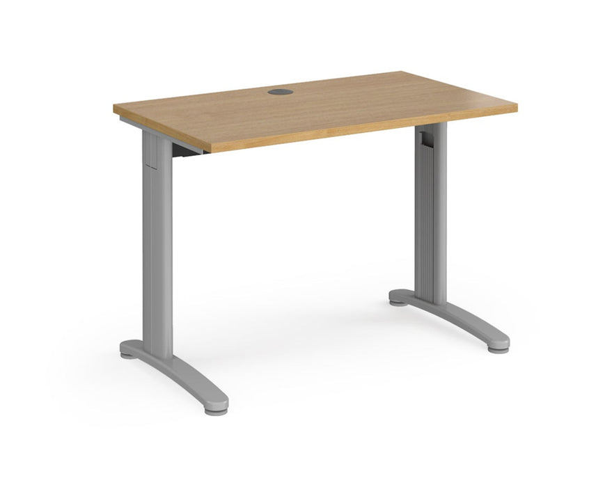 TR10 - Straight Desk with Cabel Managed Cantilever Leg - 600mm - Silver Frame.